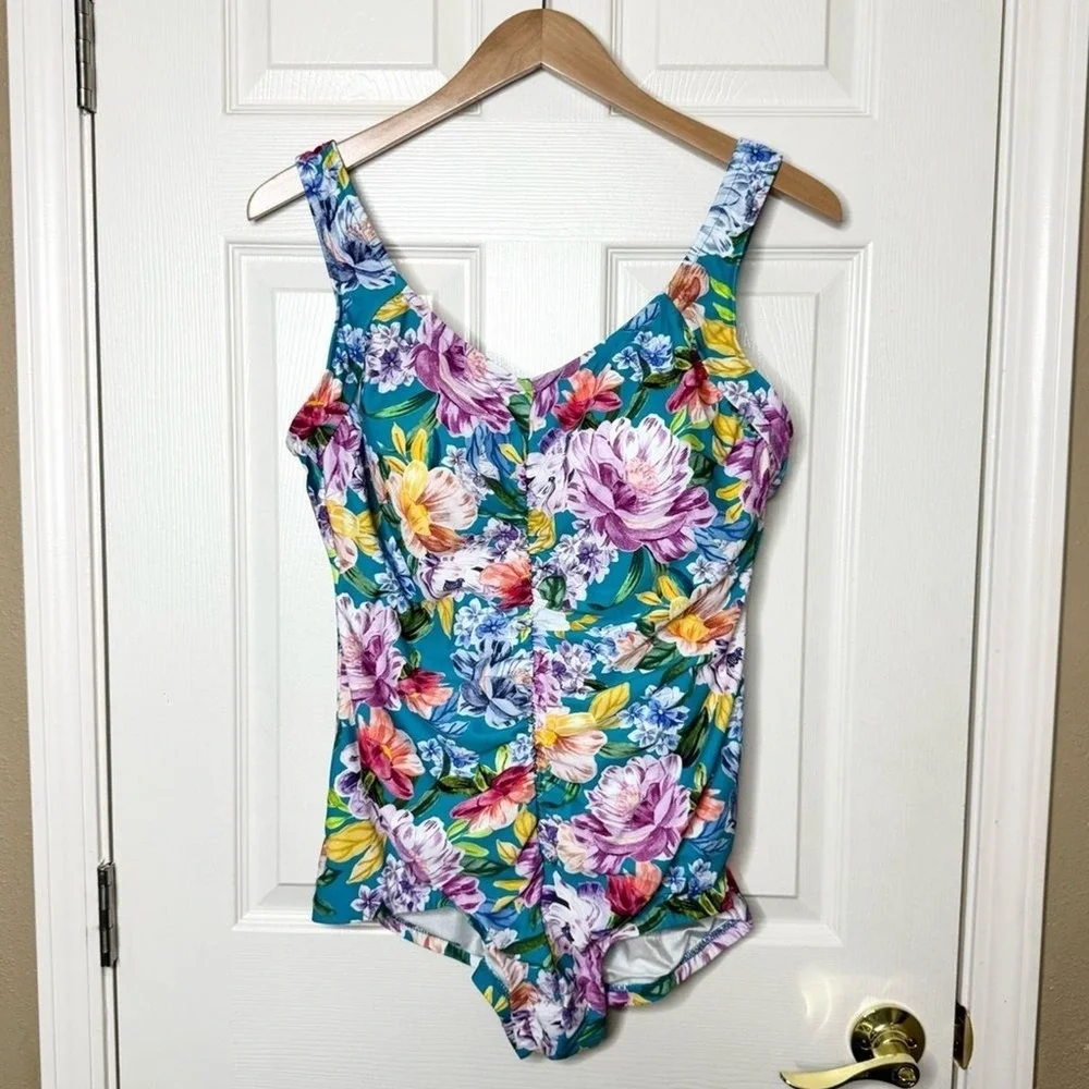 Maxine Of Hollywood Floral Shirred Front Girl Leg One-Piece Swimsuit Size 22W